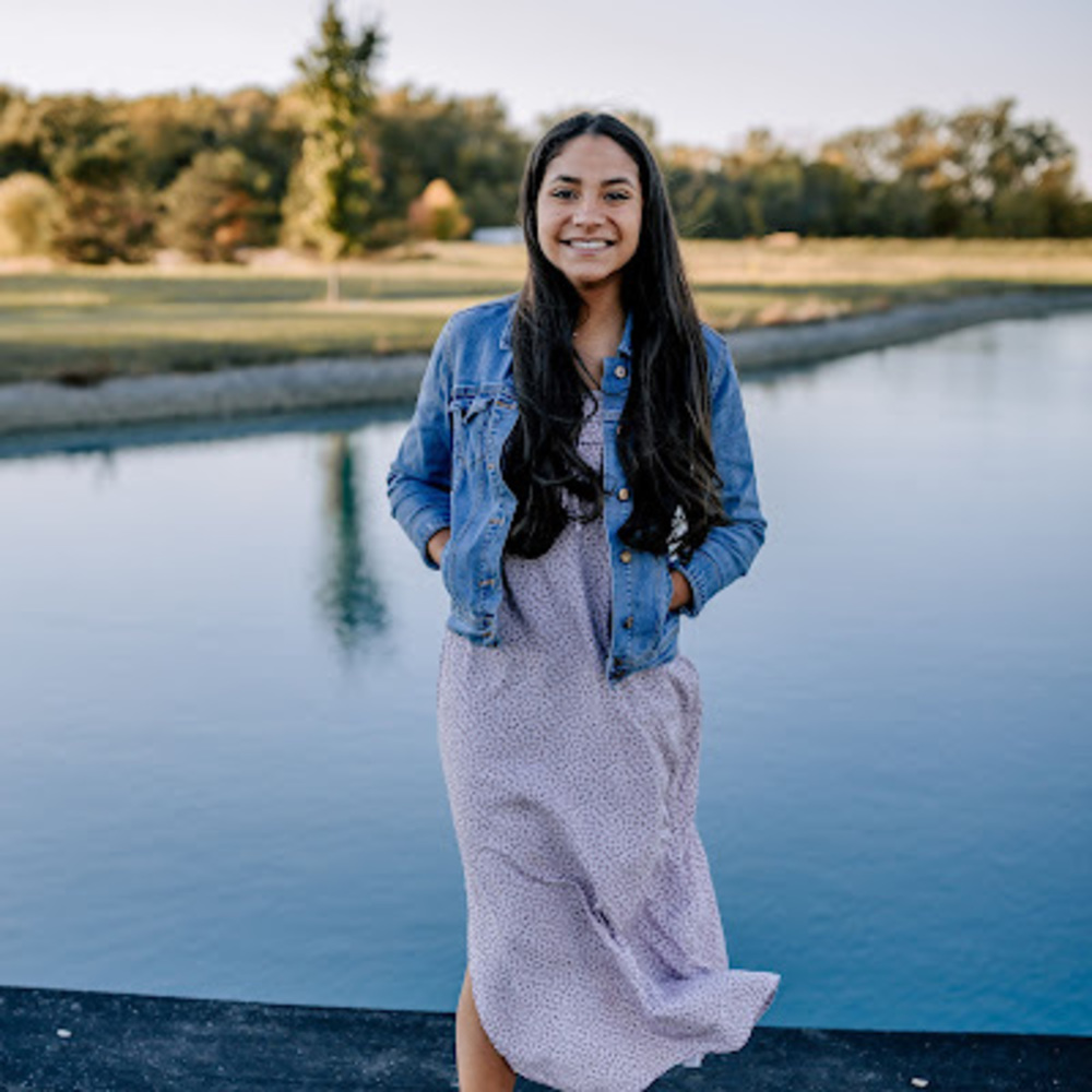 Meet your Posher, Alyssa